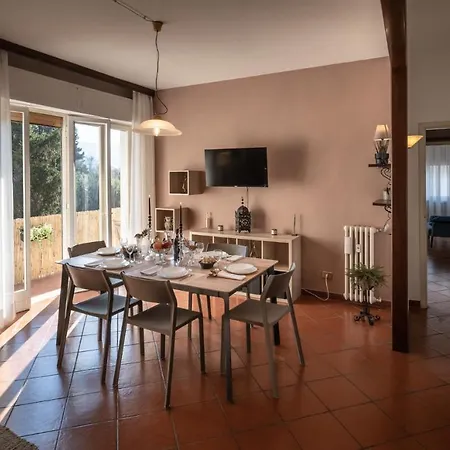 La Casa Di With Private Parking *